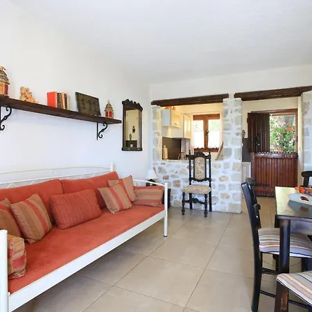 Galini Apartment Katsikia